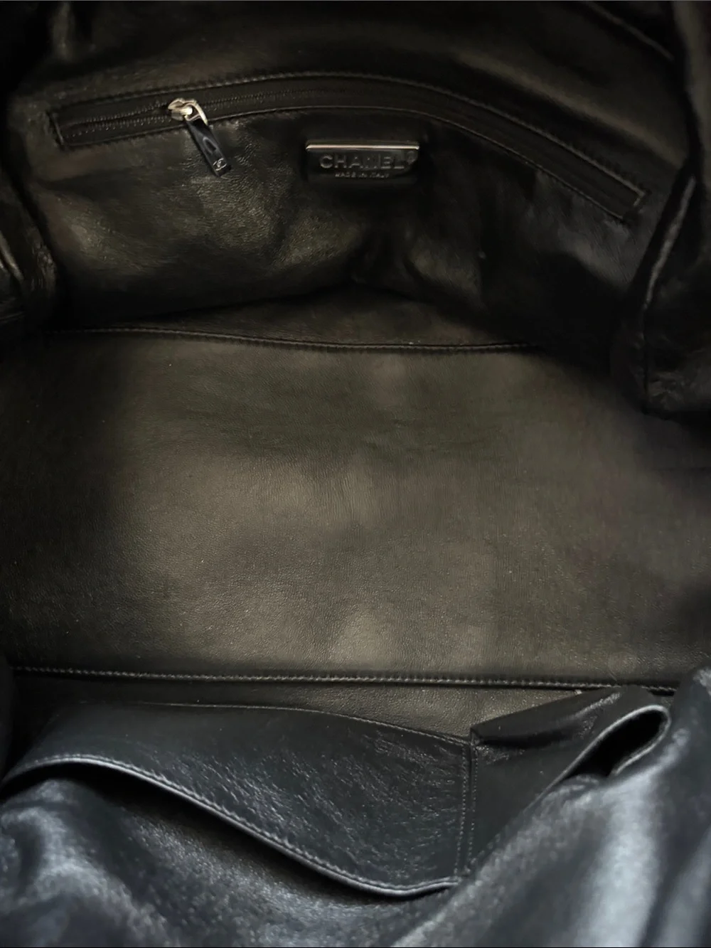 CHANEL Luxe Ligne Bowler Bag pebbles leather amazing condition! AUTHENTIC